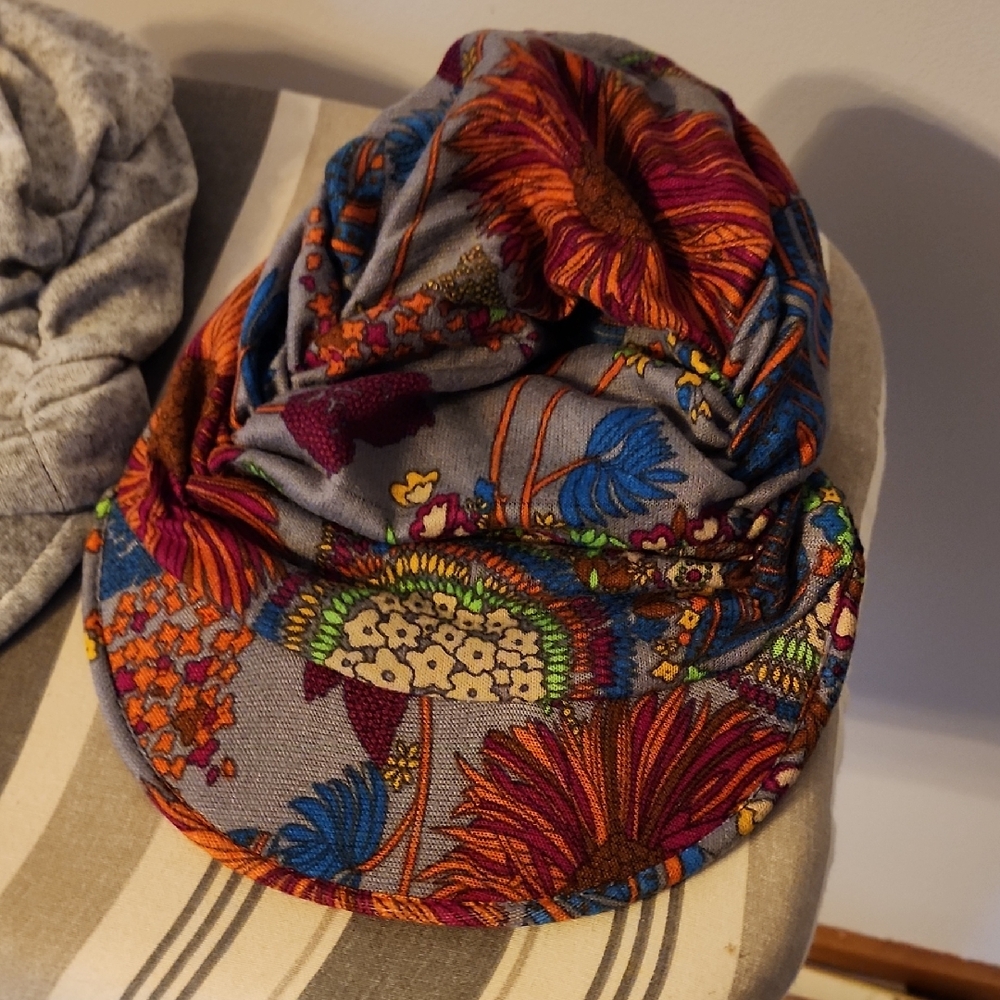 Source Unknown Multicolor Floral Hat - image 1